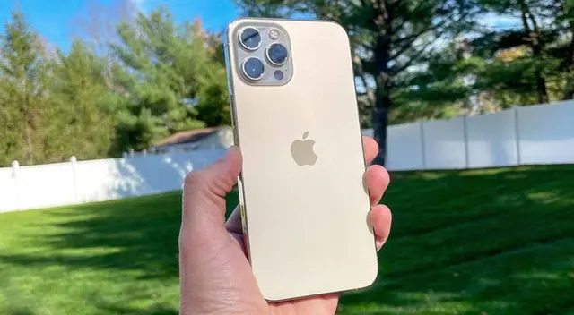 El iPhone 12 Pro Max es uno de los mejores teléfono de Apple y su precio ha bajado demasiado.
