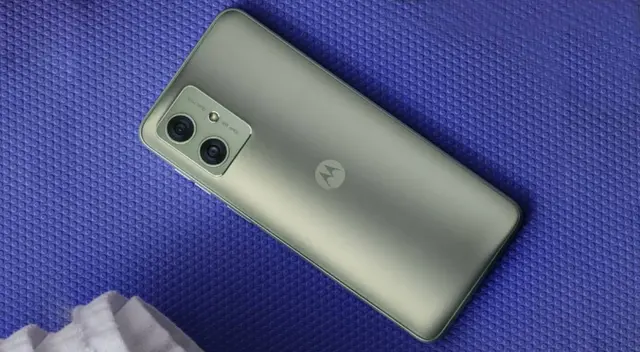 El Motorola G54 5G es un teléfono de gama media que supera a otros equipos y tiene un precio reducido en 2025.