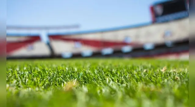 Las casas de apuestas en la Liga 1 utilizan algoritmos y estadísticas para calcular cuotas, ajustándolas según la oferta y demanda de los apostadores. Las casas de apuestas en la Liga 1 utilizan algoritmos y estadísticas para calcular cuotas, ajustándolas según la oferta y demanda de los apostadores.