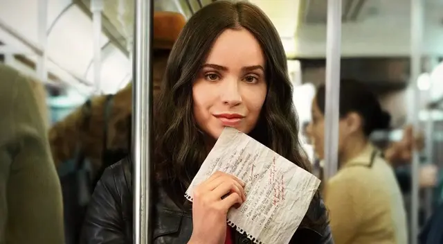 Sofía Carson interpreta a Alex en 'The life list' de Netflix.