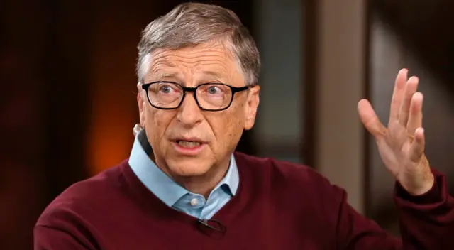Bill Gates predice un futuro sin humanos en el trabajo.