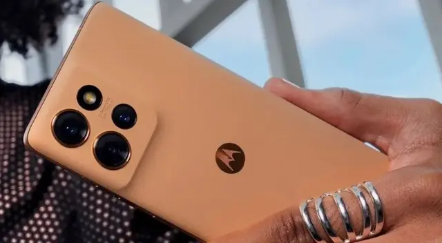 La gama media es uno de los segmentos más disputados del mercado de celulares y Motorola es uno de los reyes.