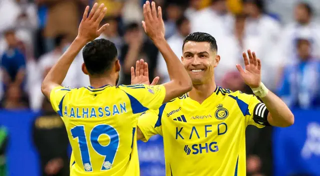 Cristiano Ronaldo celebrando el gol de Al Nassr contra Al Hilal