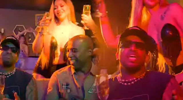 Jefferson Farfán y Luis 'Cuto' Guadalupe protagonizan videoclip