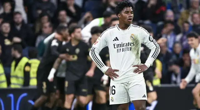 Real Madrid no pudo ante Valencia.