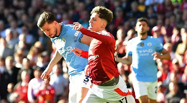 Derbi de Manchester sin goles en Old Trafford.