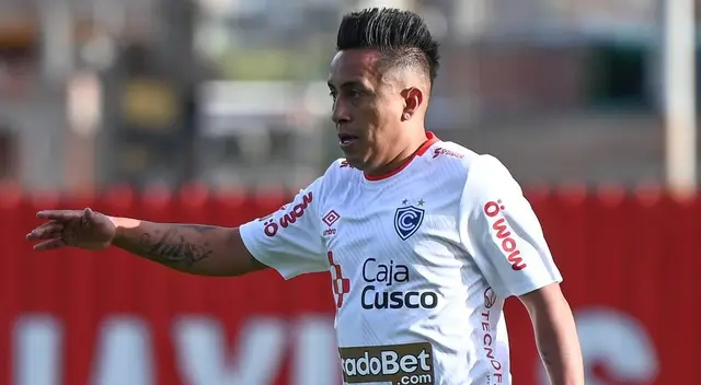 Christian Cueva no continuará en Cienciano, club que tiene contrato