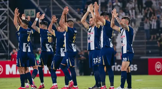 Alianza Lima llamó la atención de sus hinchas en redes sociales. Alianza Lima llamó la atención de sus hinchas en redes sociales.