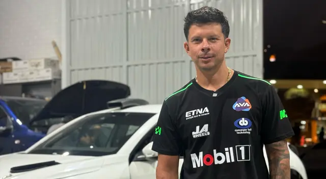 Mario Hart regresa por todo lo alto al automovilismo.