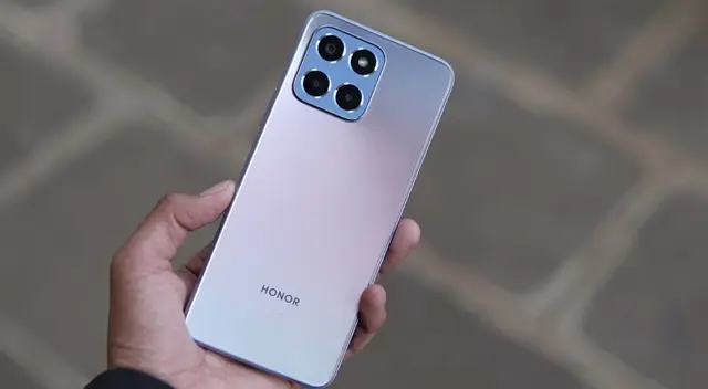 El Honor x6 se lanzó en el 2022 y es uno de los mejores de la gama media. El Honor x6 se lanzó en el 2022 y es uno de los mejores de la gama media.