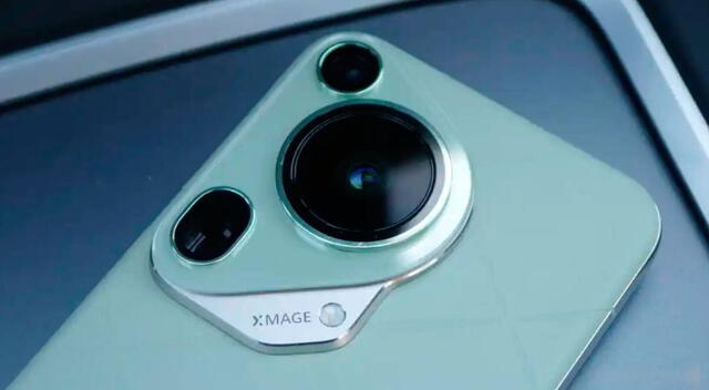 HUAWEI PURA 70 ULTRA