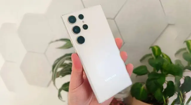 El Samsung Galaxy S23 Ultra será la mejor compra que puedes hacer en 2025, ya que es potente y muy barato.