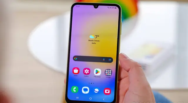 Este Samsung económico sigue siendo uno de los Android más vendidos y aquí conocerás el por qué. Este Samsung económico sigue siendo uno de los Android más vendidos y aquí conocerás el por qué.