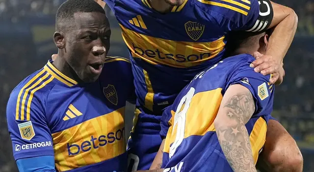 Luis Advincula volvió al once Fernando Gago Luis Advincula volvió al once Fernando Gago