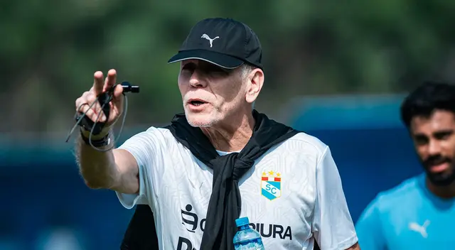 Paulo Autuori debuta con Sporting Cristal en el partido ante Cerro Porteño.