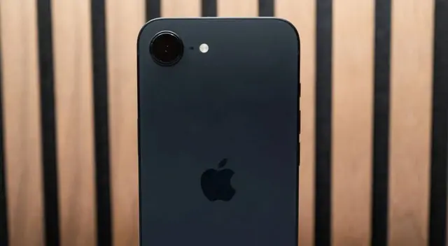 iPhone 16e