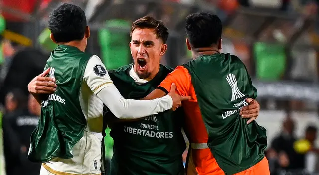 Martín Pérez Guedes volvió a jugar con Universitario tras más de un mes lesionado.