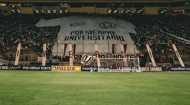Universitario goleó 3-0 en el Torneo Apertura. Universitario goleó 3-0 en el Torneo Apertura.