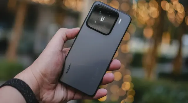 Samsung, Xiaomi y Motorola tienen teléfonos con potente batería.