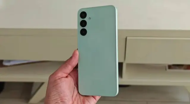 El Galaxy A16 5G es el teléfono más barato y también el más equilibrado de Samsung. Se perfila a ser el teléfono más vendido en 2025.