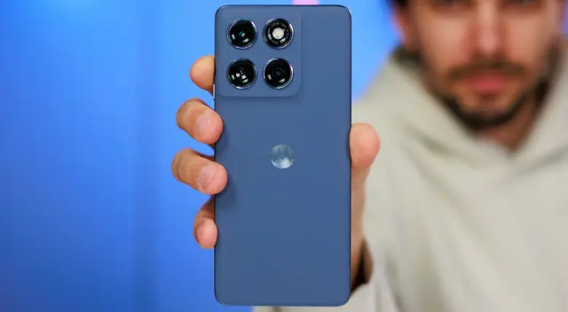 Este gama media de Motorola salió a inicios de mayo y quiere ser el mejor del año.