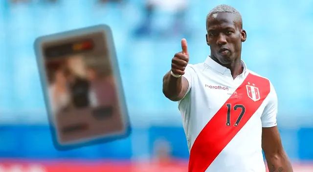 Luis Advíncula posó con dos estrellas de Alianza Lima