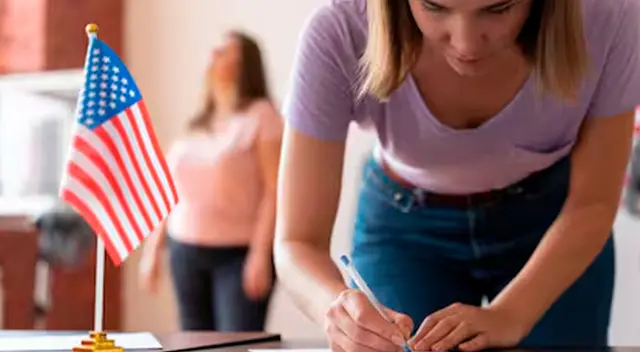 Con esta nueva regla, que estará vigente en julio, podrás pedir la ciudadanía en EE. UU. Con esta nueva regla, que estará vigente en julio, podrás pedir la ciudadanía en EE. UU.