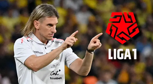 Sebastian Beccacece se tomó una foto con camiseta de importante equipo de la Liga 1.