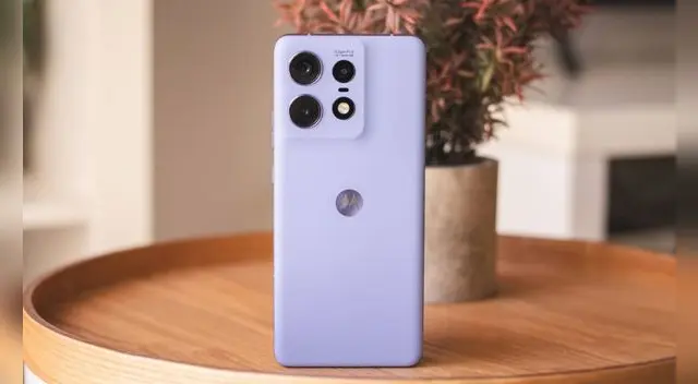 El Motorola Edge 50 Pro es uno de los mejores teléfonos de gama alta que supera al iPhone 16 Pro de Apple.