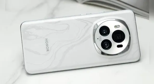 El HONOR Magic 6 Pro es uno de los teléfonos con las mejores cámaras del mundo. Esta es su ficha técnica y precio que tiene con descuento. El HONOR Magic 6 Pro es uno de los teléfonos con las mejores cámaras del mundo. Esta es su ficha técnica y precio que tiene con descuento.