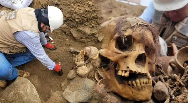 Hallan momia en Puente Piedra mientras instalaban gas