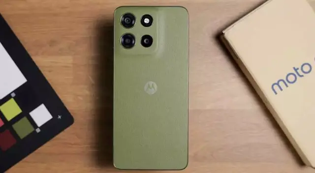 Motorola lo hizo de nuevo lanzando accesible como atractivo gama de entrada.
