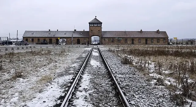 Auschwitz Auschwitz