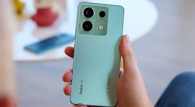 El Xiaomi que se lanzó en el 2024 y ofrece mejores características que Motorola. El Xiaomi que se lanzó en el 2024 y ofrece mejores características que Motorola.