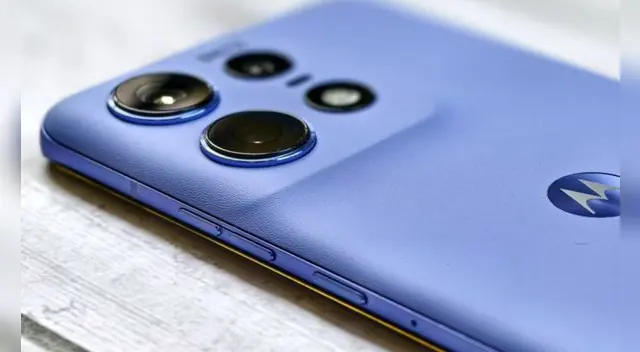 El Motorola Edge 50 Pro es uno de los teléfonos de gama media más potentes y baratos del 2025. El Motorola Edge 50 Pro es uno de los teléfonos de gama media más potentes y baratos del 2025.