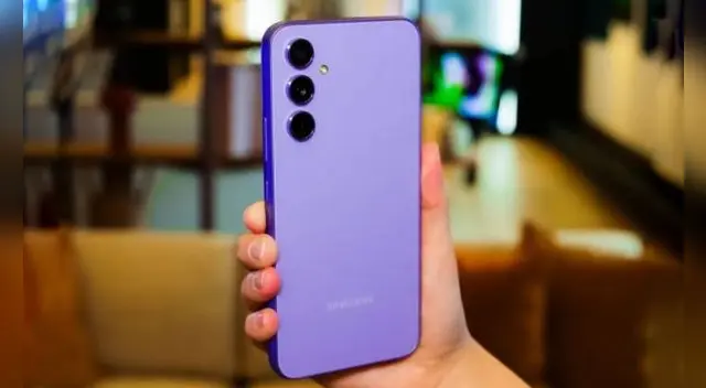 Pese al paso de tiempo, el Galaxy A54 5G es uno de los mejores teléfonos de gama media que puedes comprar. Su precio ha bajado demasiado. Pese al paso de tiempo, el Galaxy A54 5G es uno de los mejores teléfonos de gama media que puedes comprar. Su precio ha bajado demasiado.
