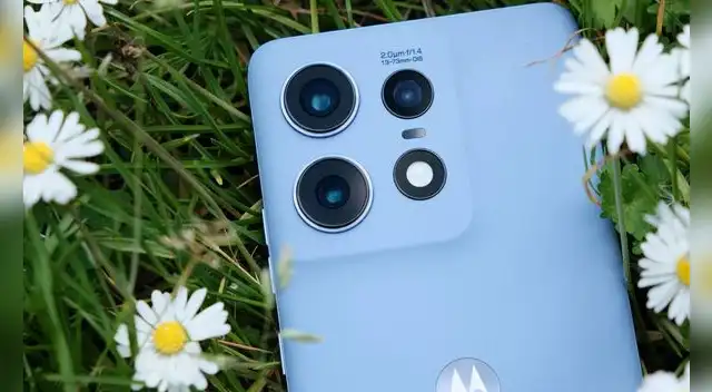 Este Motorola Edge 50 Pro 5G es el rival más duro del Galaxy S24 FE de Samsung. Este Motorola Edge 50 Pro 5G es el rival más duro del Galaxy S24 FE de Samsung.