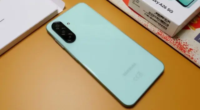 En la actualidad, la IA no es exclusiva de la gama alta, también se encuentra en teléfonos más económicos. En la actualidad, la IA no es exclusiva de la gama alta, también se encuentra en teléfonos más económicos.