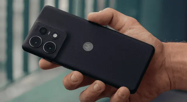 El teléfono Motorola que cuenta con diversos beneficios.