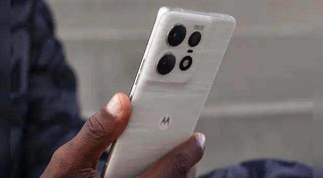 Conoce las especificaciones y precio del Motorola Edge 50 Pro 5G, el potente gama alta que supera al iPhone 15 de Apple.