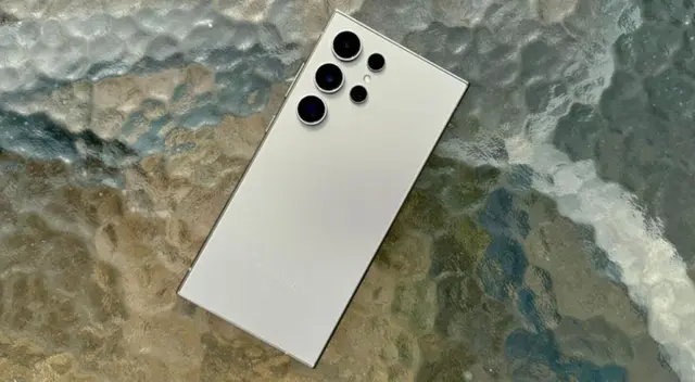 Este celular cuenta con uno de los procesadores más TOP de los últimos años.