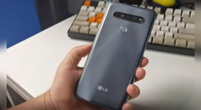 Este LG K61 fue lanzado en el 2000 y sigue siendo uno de los mejores teléfonos de gama media.