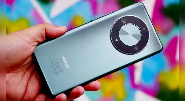 El Honor Magic 6 Lite es uno de los teléfonos más resistentes, potentes y baratos para este 2025. El Honor Magic 6 Lite es uno de los teléfonos más resistentes, potentes y baratos para este 2025.
