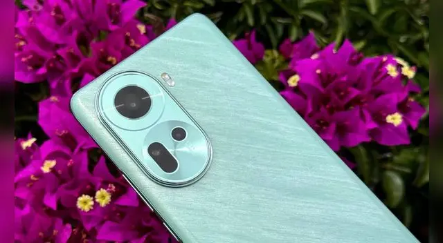 El Oppo Reno 11 5G es un teléfono de gama media del 2023 y pese a ello es mejor que un Galaxy A55 de Samsung. El Oppo Reno 11 5G es un teléfono de gama media del 2023 y pese a ello es mejor que un Galaxy A55 de Samsung.