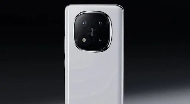 El celular chino con una pantalla incomparable y batería para usar todo el día sin parar. El celular chino con una pantalla incomparable y batería para usar todo el día sin parar.