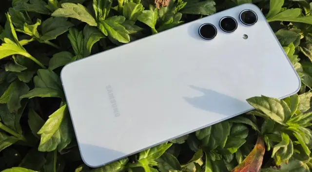 Estos celulares también destacan en sus fotos y batería.