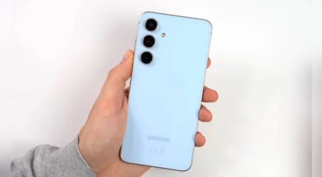 El Galaxy S24FE 5G de Samsung es uno de los gama alta más potentes y baratos para este 2025.