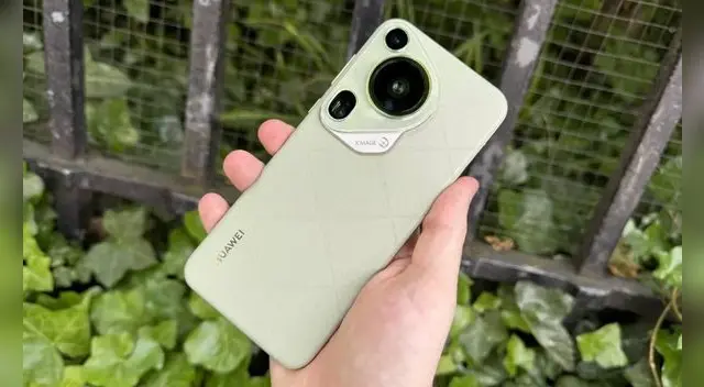 Este es el Huawei Pura 70 Ultra, uno de los teléfonos con las mejores cámaras del mundo y supera al Samsung Galaxy S25 Ultra.