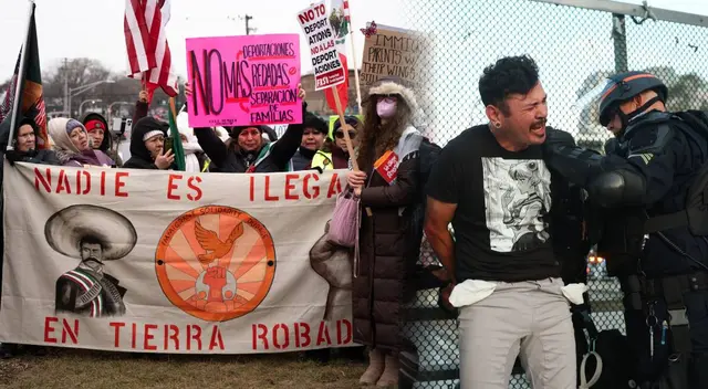 El temor a redadas ha desplomado las ventas en negocios latinos de Chicago.