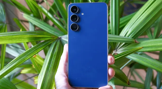Este celular cuenta con una ficha técnica envidiable y precio atractivo. Este celular cuenta con una ficha técnica envidiable y precio atractivo.